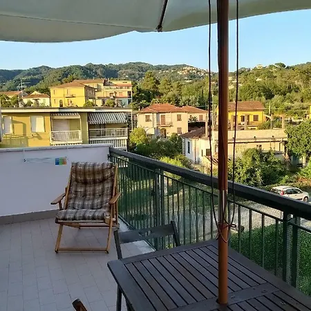 Casa Vacanza Lucy Tra Le 5 Terre E La Lunigiana Apartment Ceparana